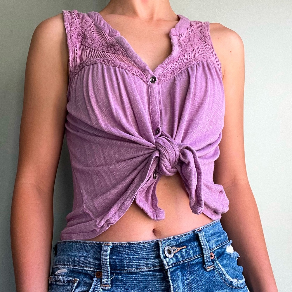 Urban Outfitters Lavender Crop Tank Small